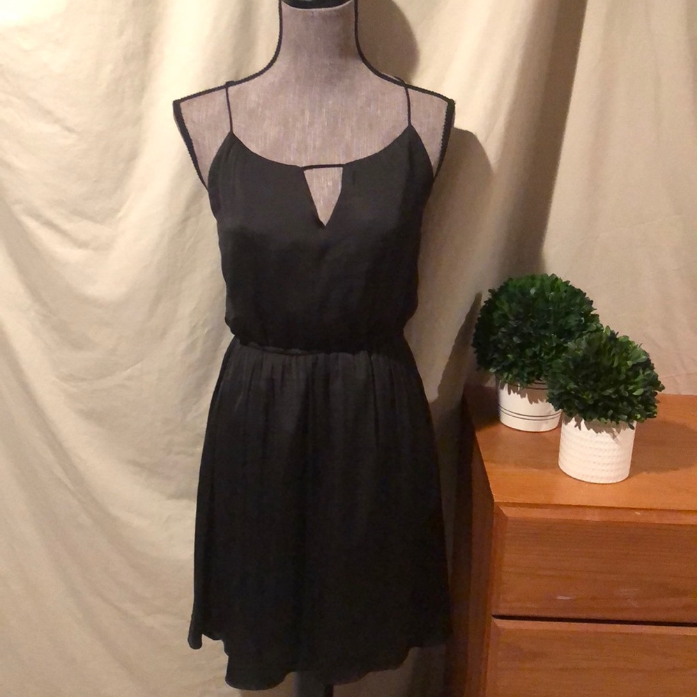 Little black dress with pockets!